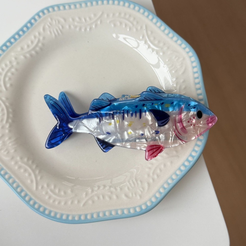 Lifestyle In Korean - Hairpin Ocean Animal Hair Claw Tuna