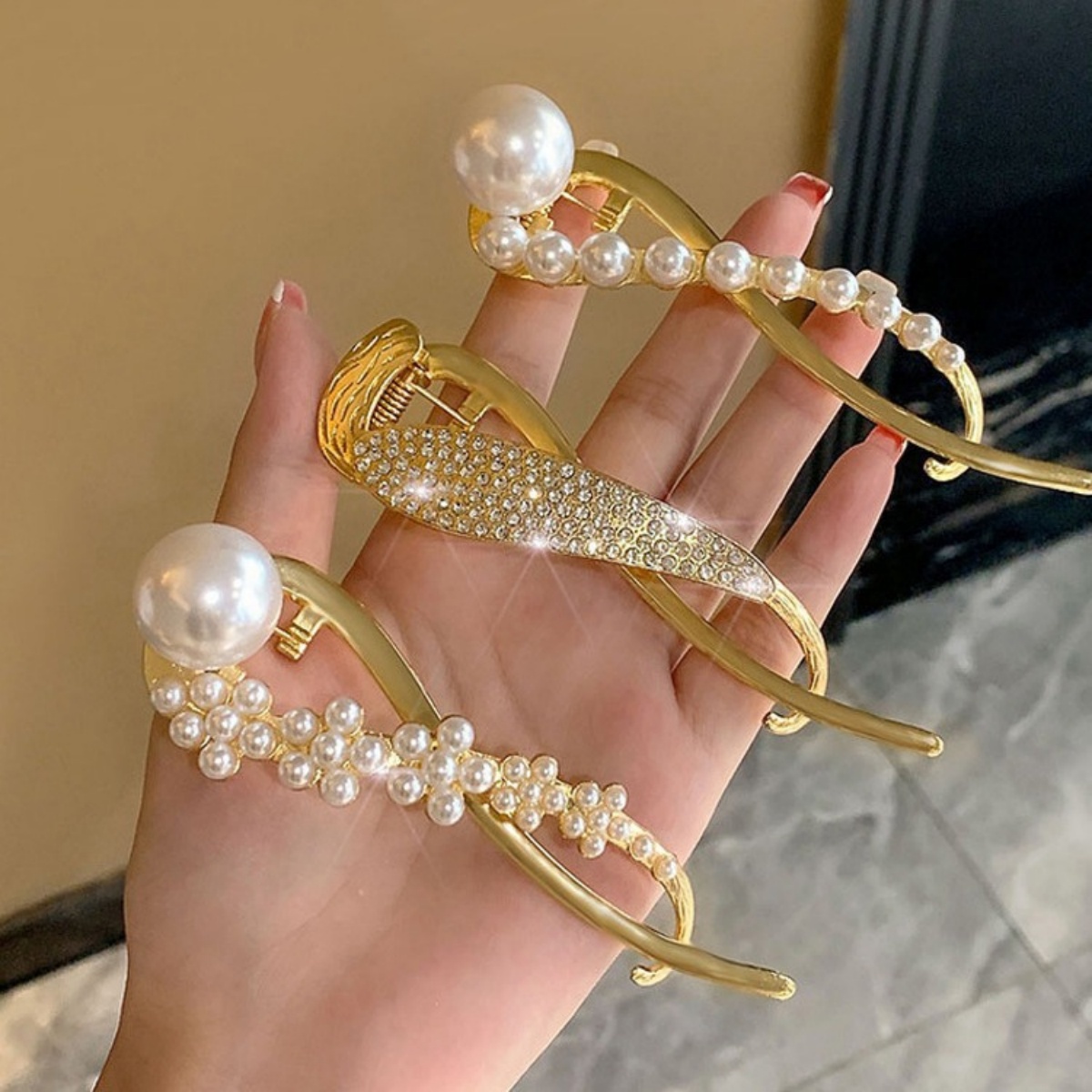 Elegant Glitter Pearl Hair Cli - огляд і ціна Lifestyle In Korean